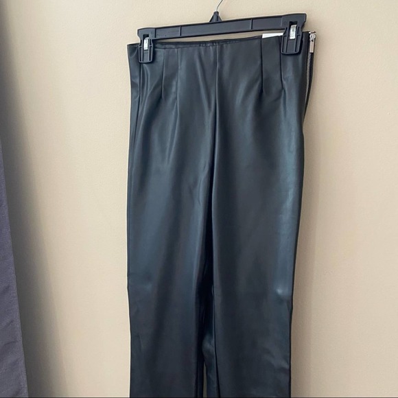 NWT ZARA Blogger Fave Faux Leather Zippered Ankle Leggings Black Small Women’s - Picture 3 of 10